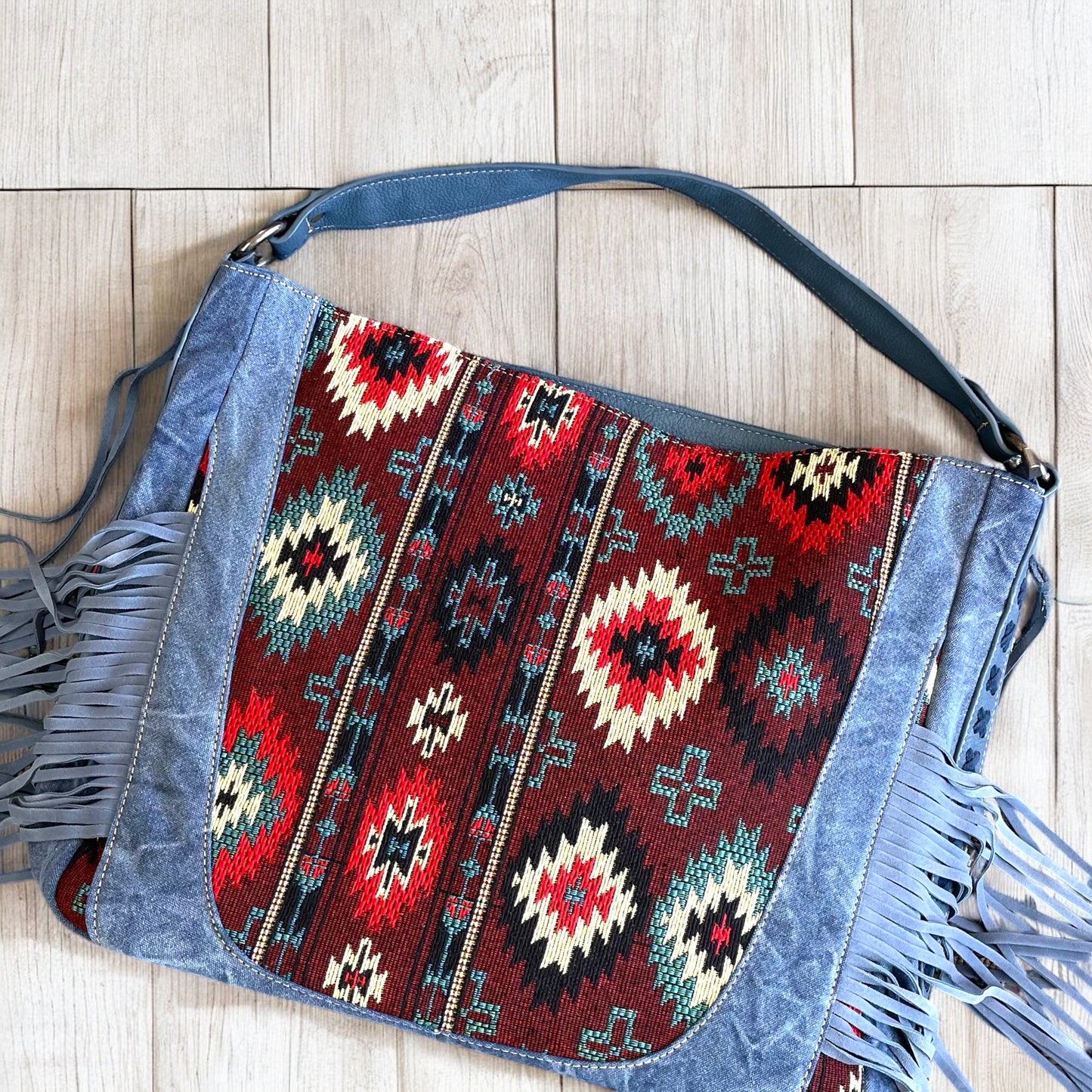 Montana West Aztec Tapestry Concealed Carry Hobo