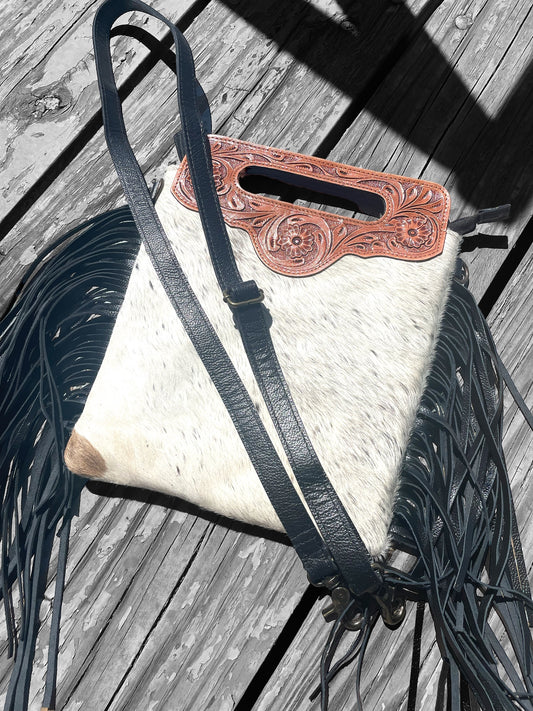 The “Lady Pearl” Cowhide Bag