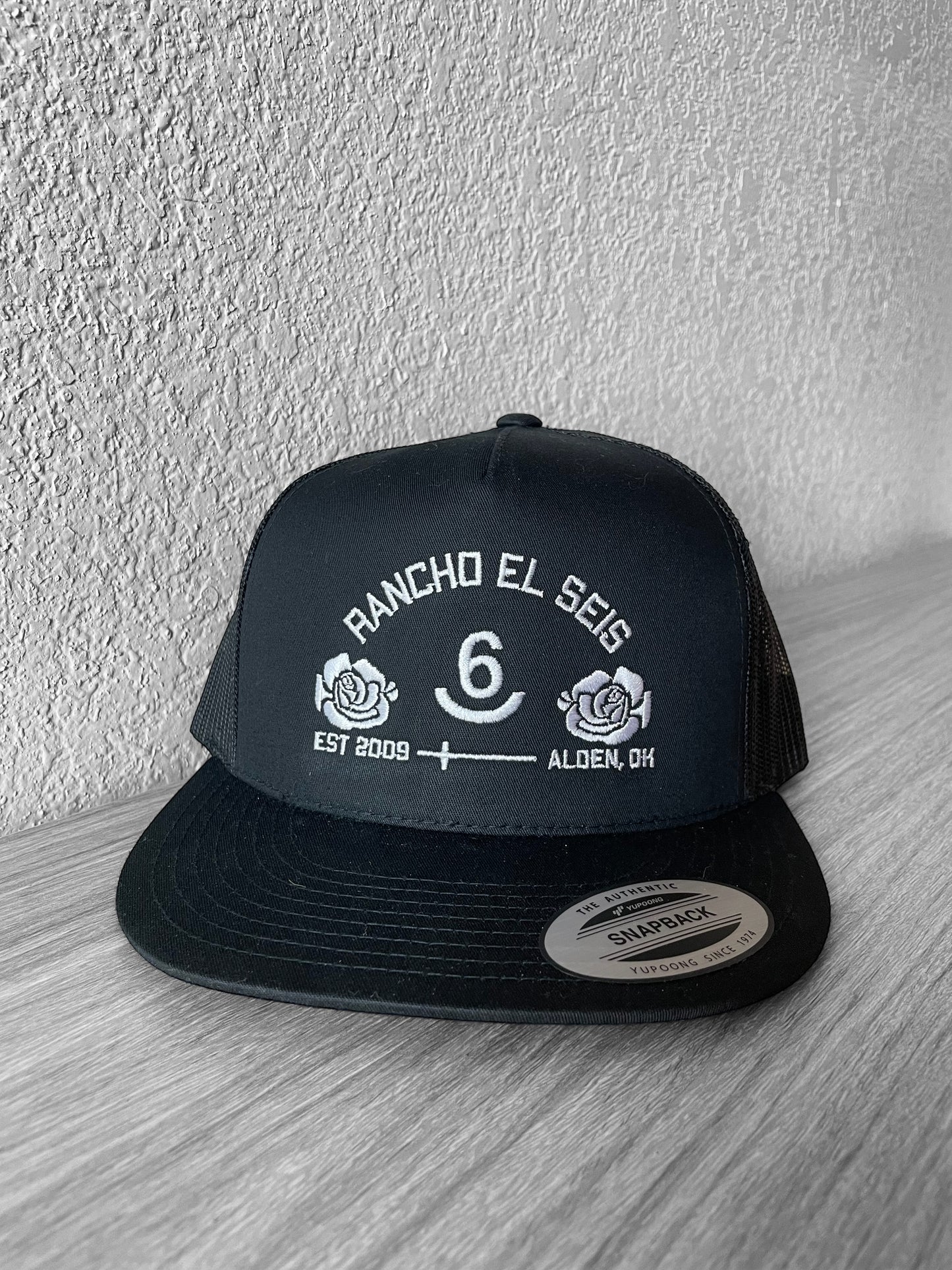 BLACKOUT CAP