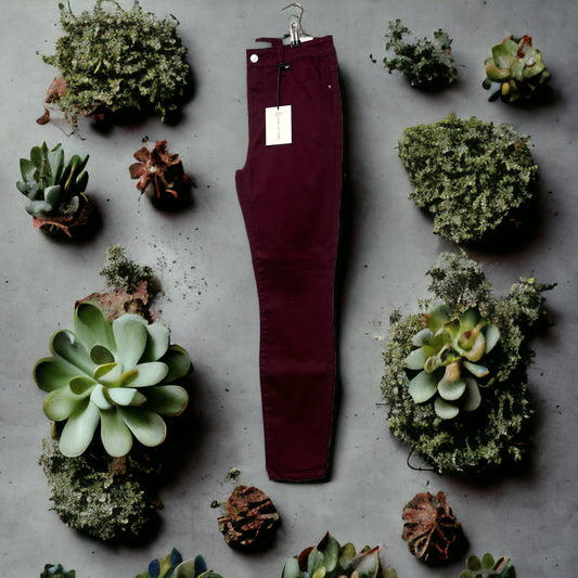 The Marilyn Maroon Skinny